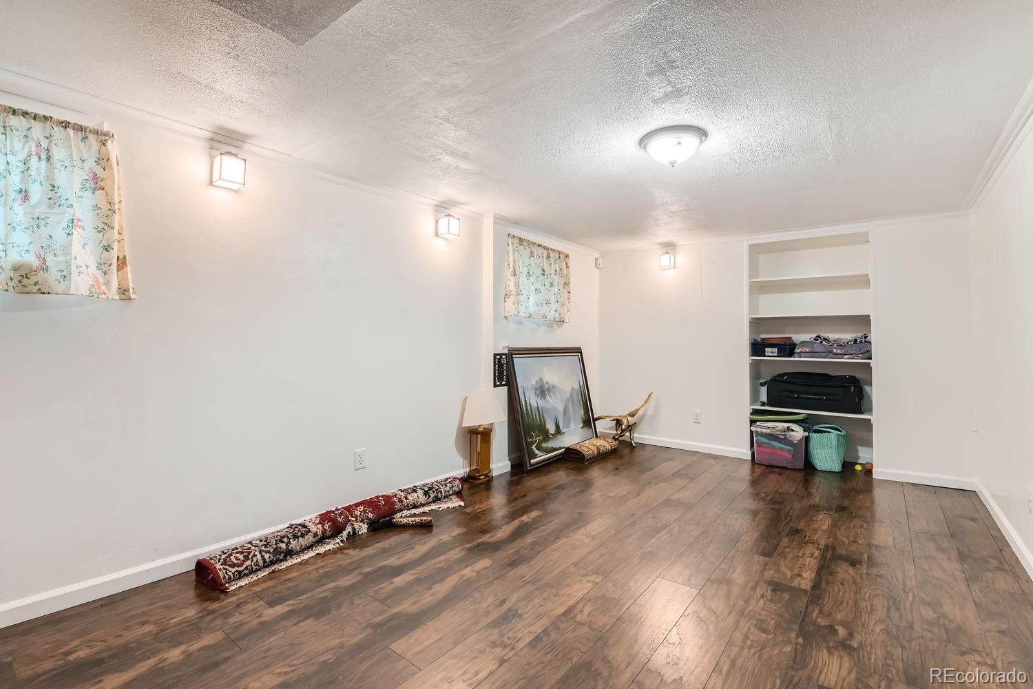 MLS Image #8 for 606  elkhart street,aurora, Colorado