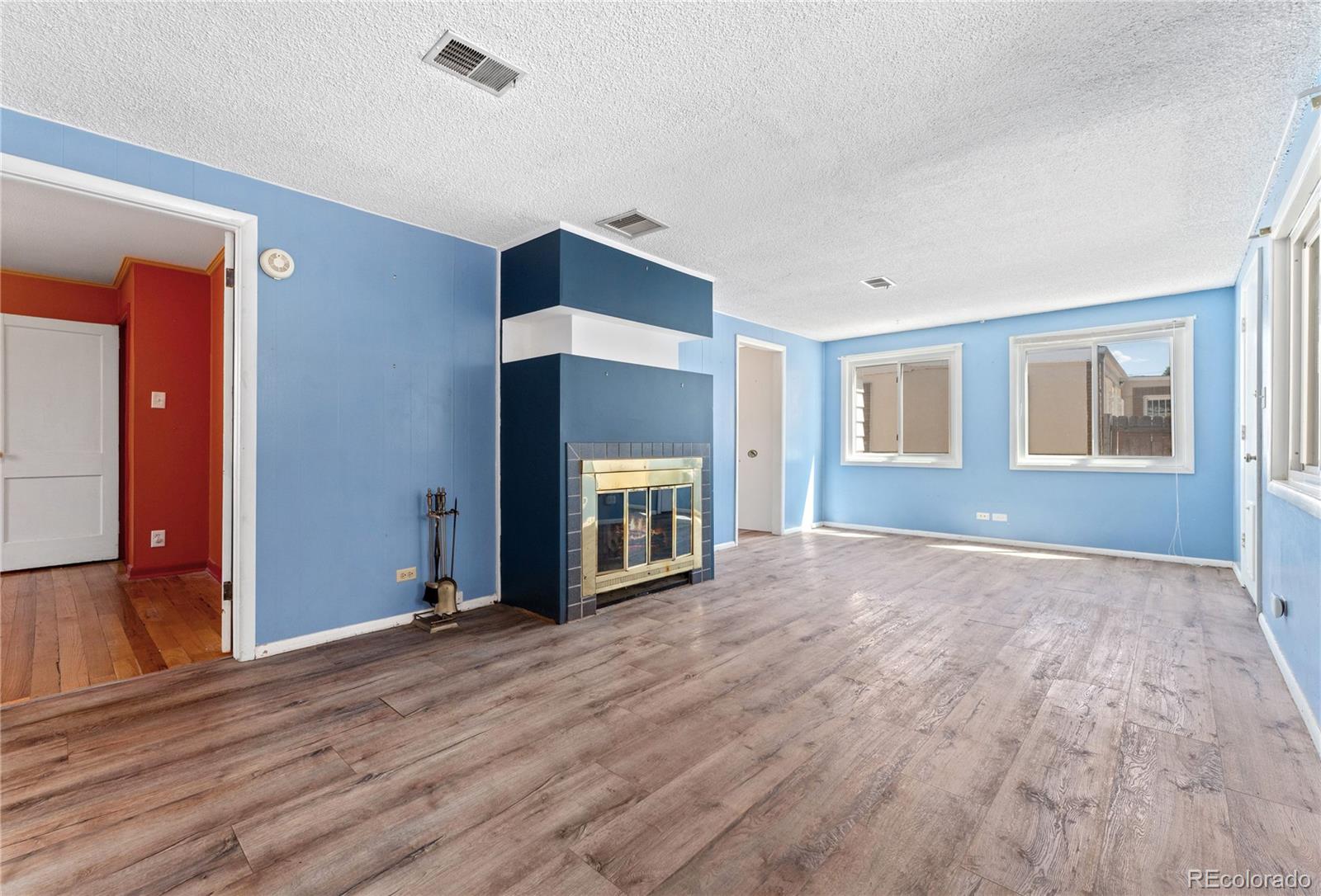 MLS Image #18 for 2061 s king street,denver, Colorado