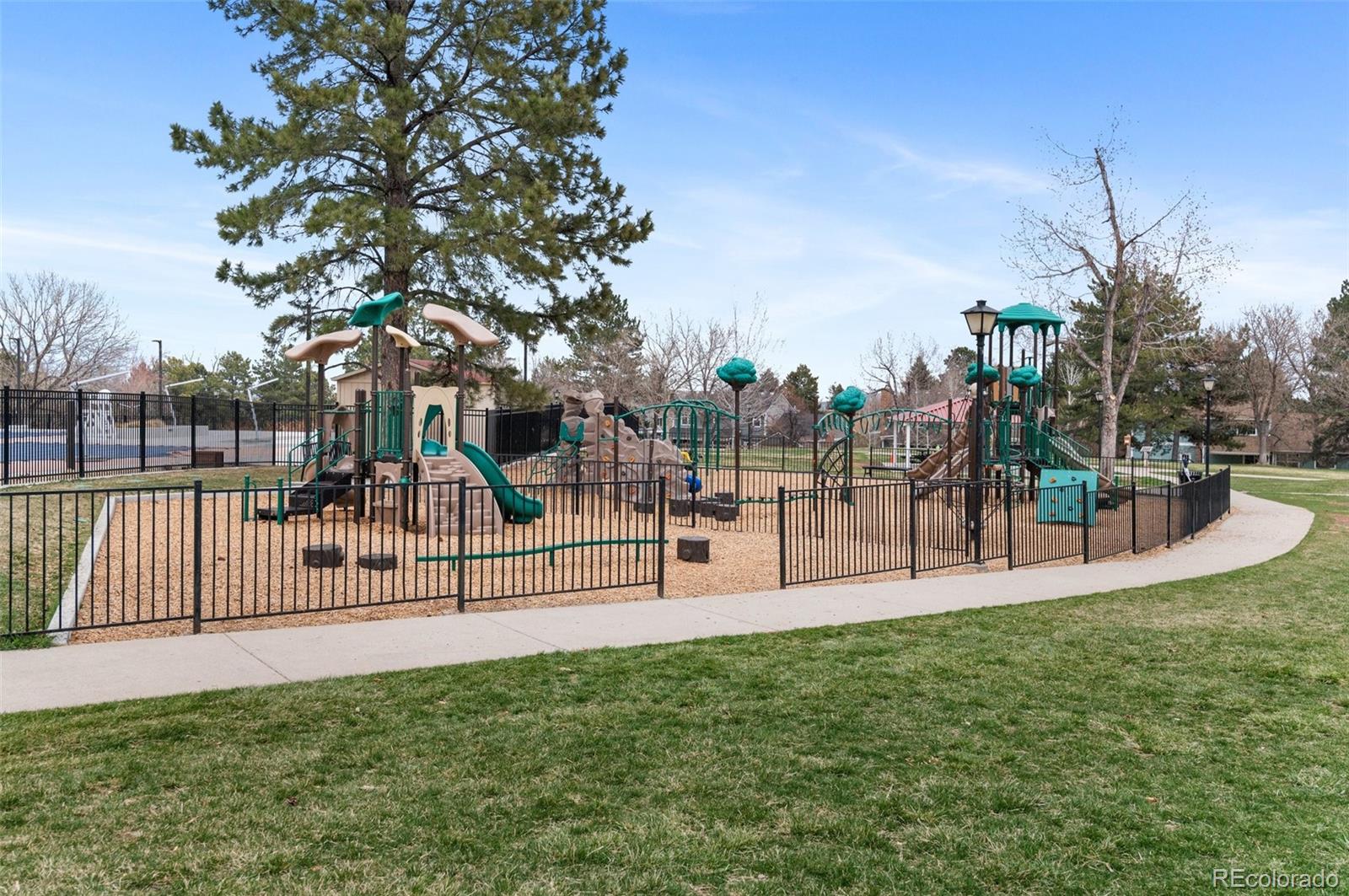 MLS Image #45 for 8040 w spanish peak ,littleton, Colorado