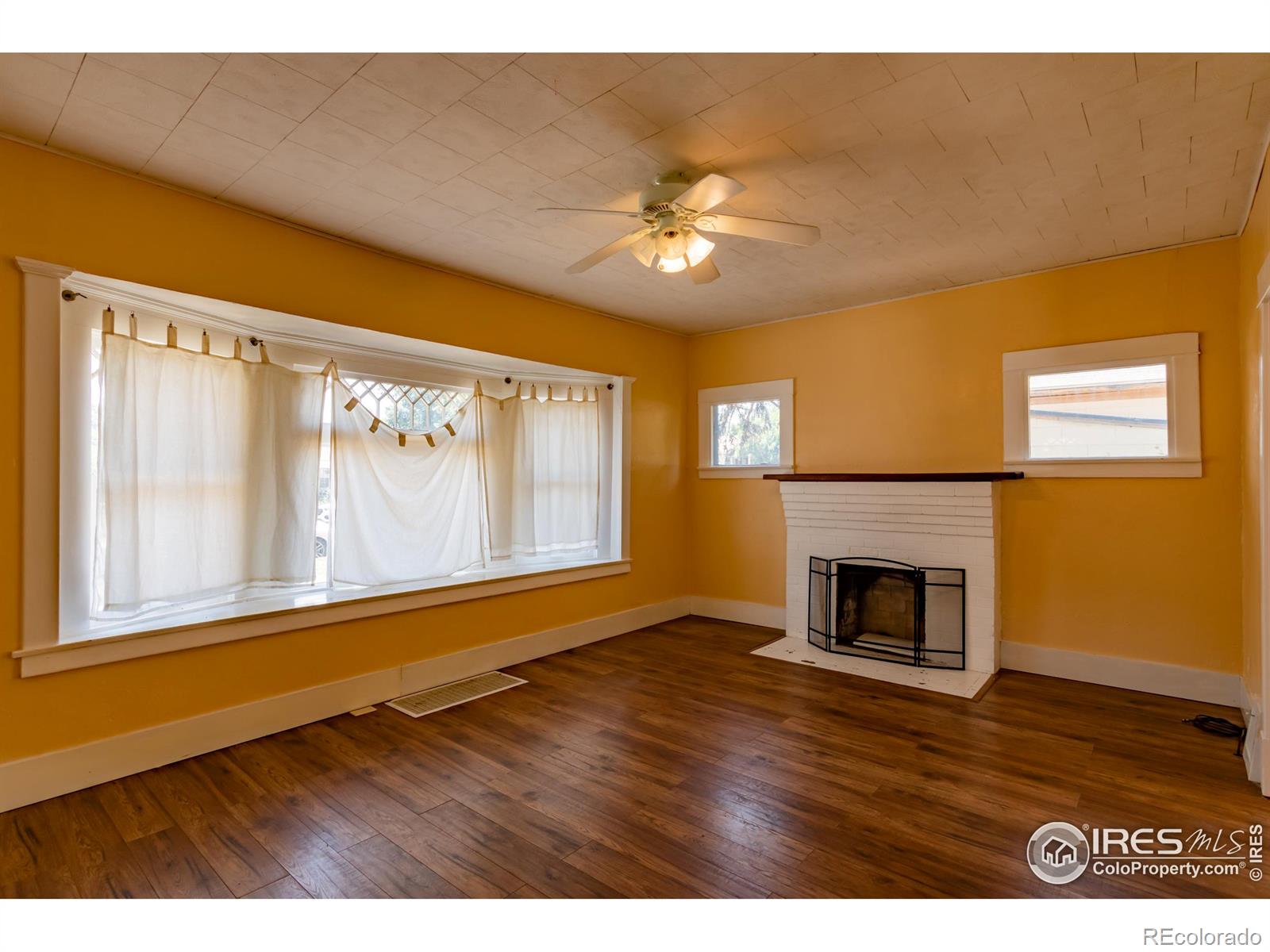 MLS Image #1 for 1315  chester street,aurora, Colorado