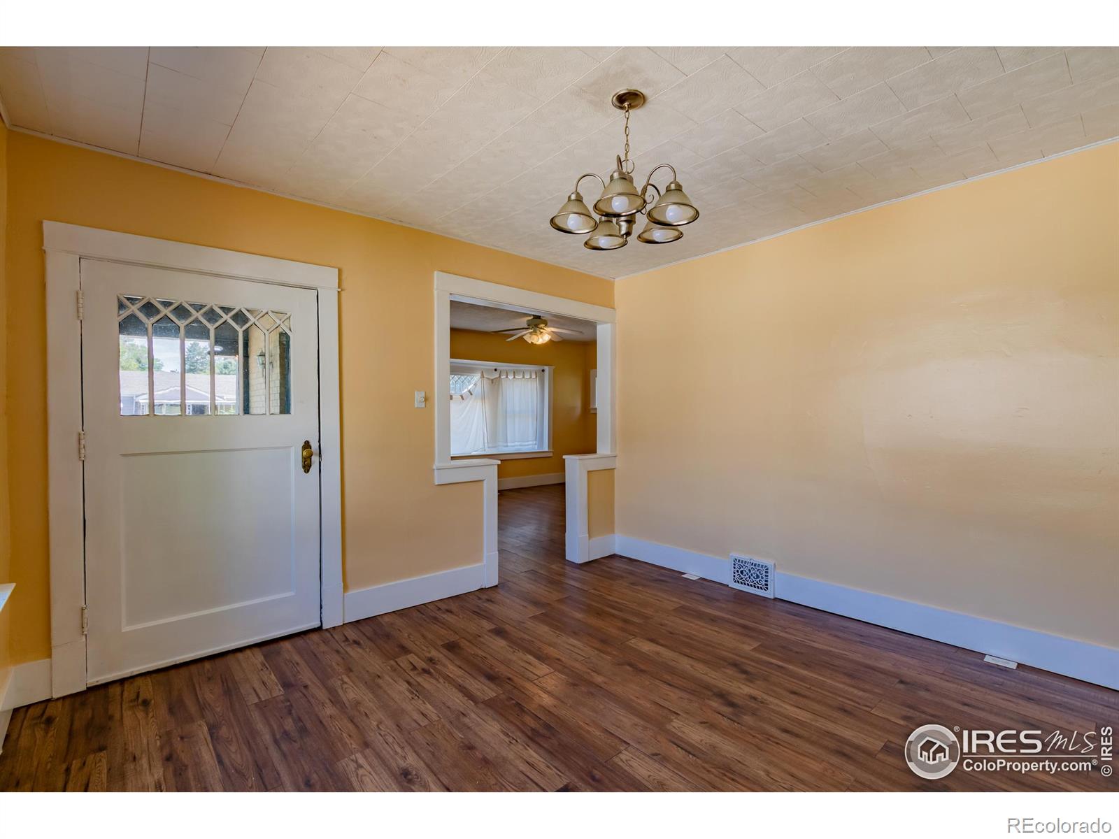 MLS Image #9 for 1315  chester street,aurora, Colorado