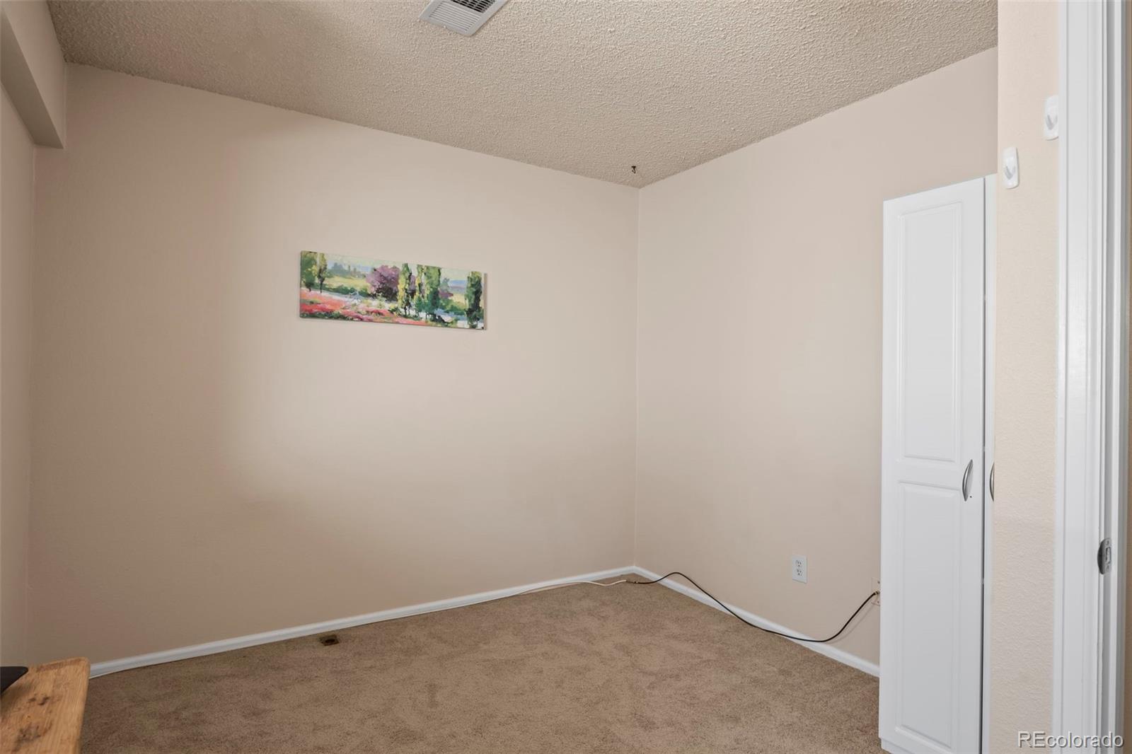 MLS Image #14 for 1475 s quebec way,denver, Colorado