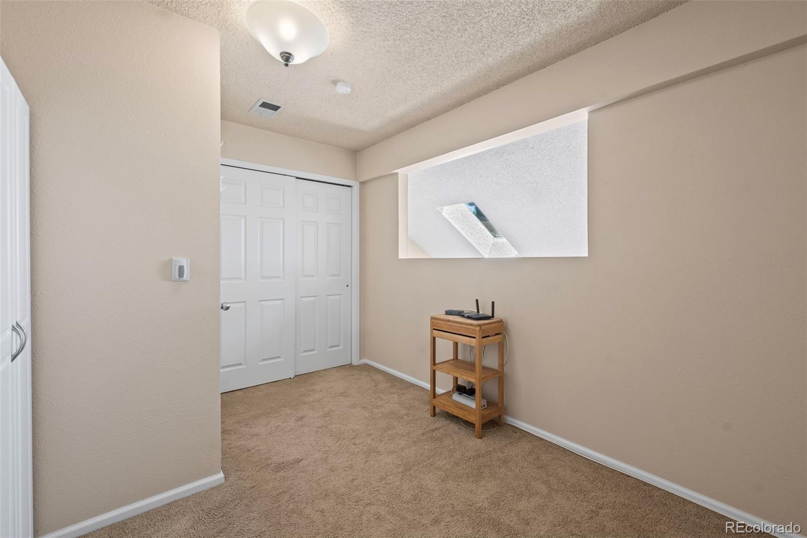 MLS Image #15 for 1475 s quebec way,denver, Colorado