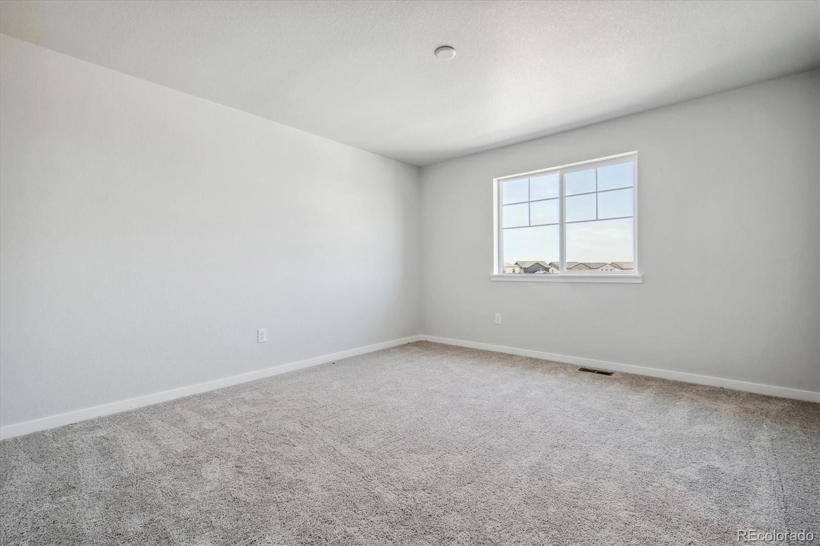 MLS Image #28 for 3302 n highlands creek parkway,aurora, Colorado