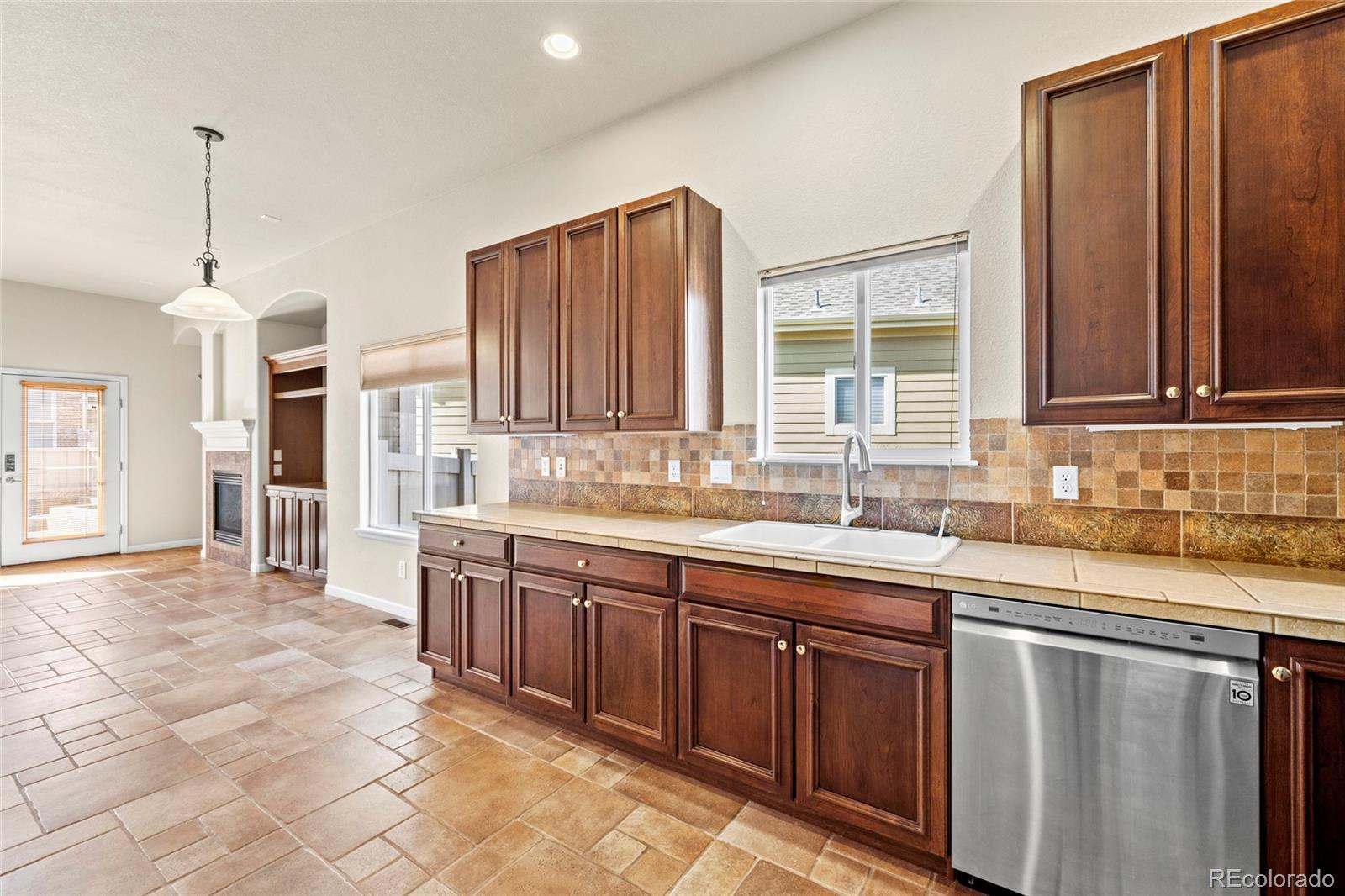 MLS Image #7 for 1640  golden bear drive,longmont, Colorado