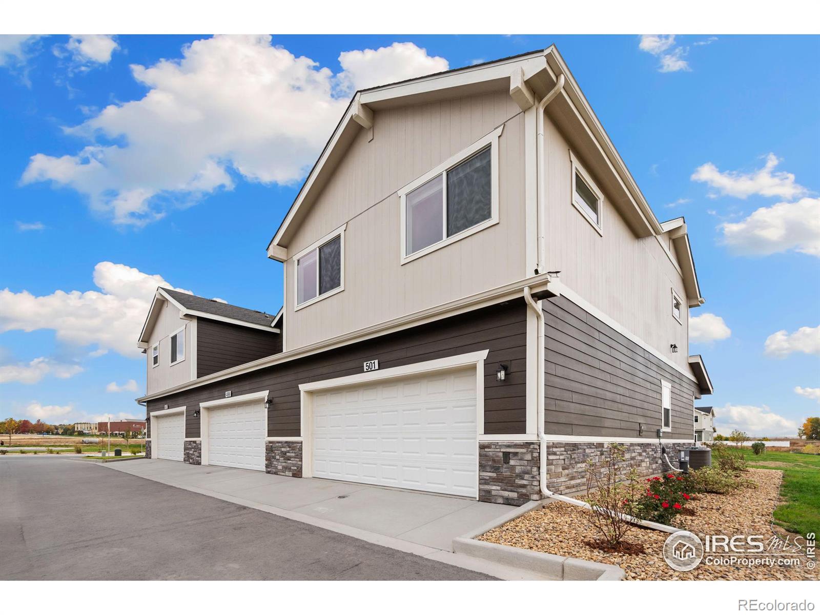 MLS Image #14 for 501  condor way,johnstown, Colorado