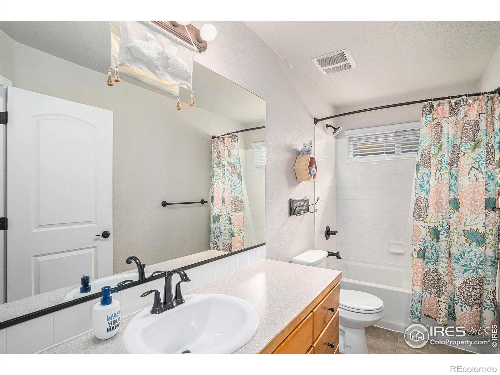 MLS Image #13 for 2962  denver drive,fort collins, Colorado