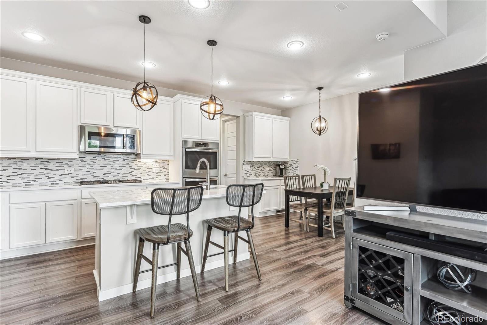 MLS Image #16 for 15742 e broncos place,centennial, Colorado