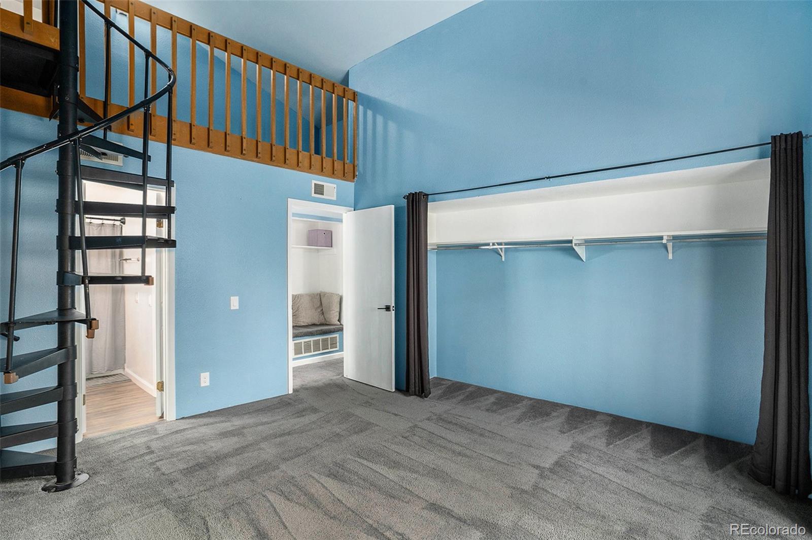 MLS Image #11 for 9867 e peakview avenue e09,englewood, Colorado