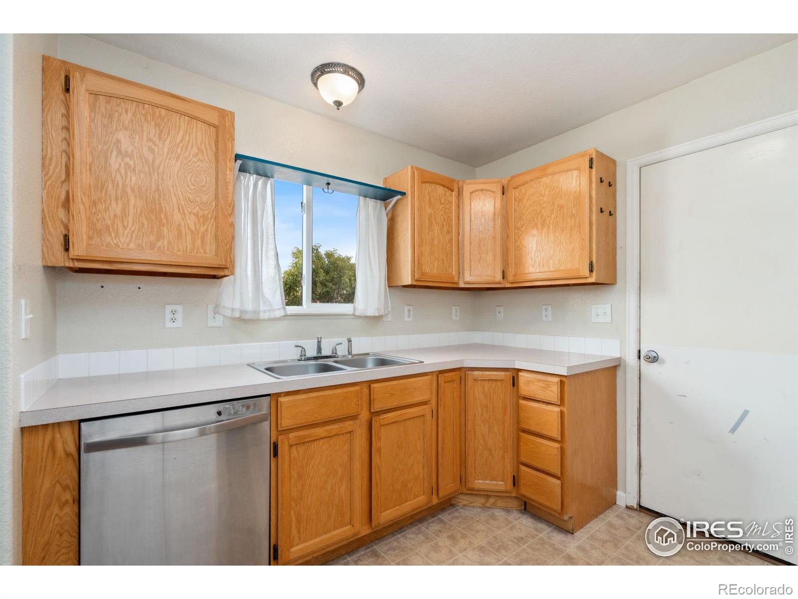 MLS Image #12 for 3605  stampede court,evans, Colorado