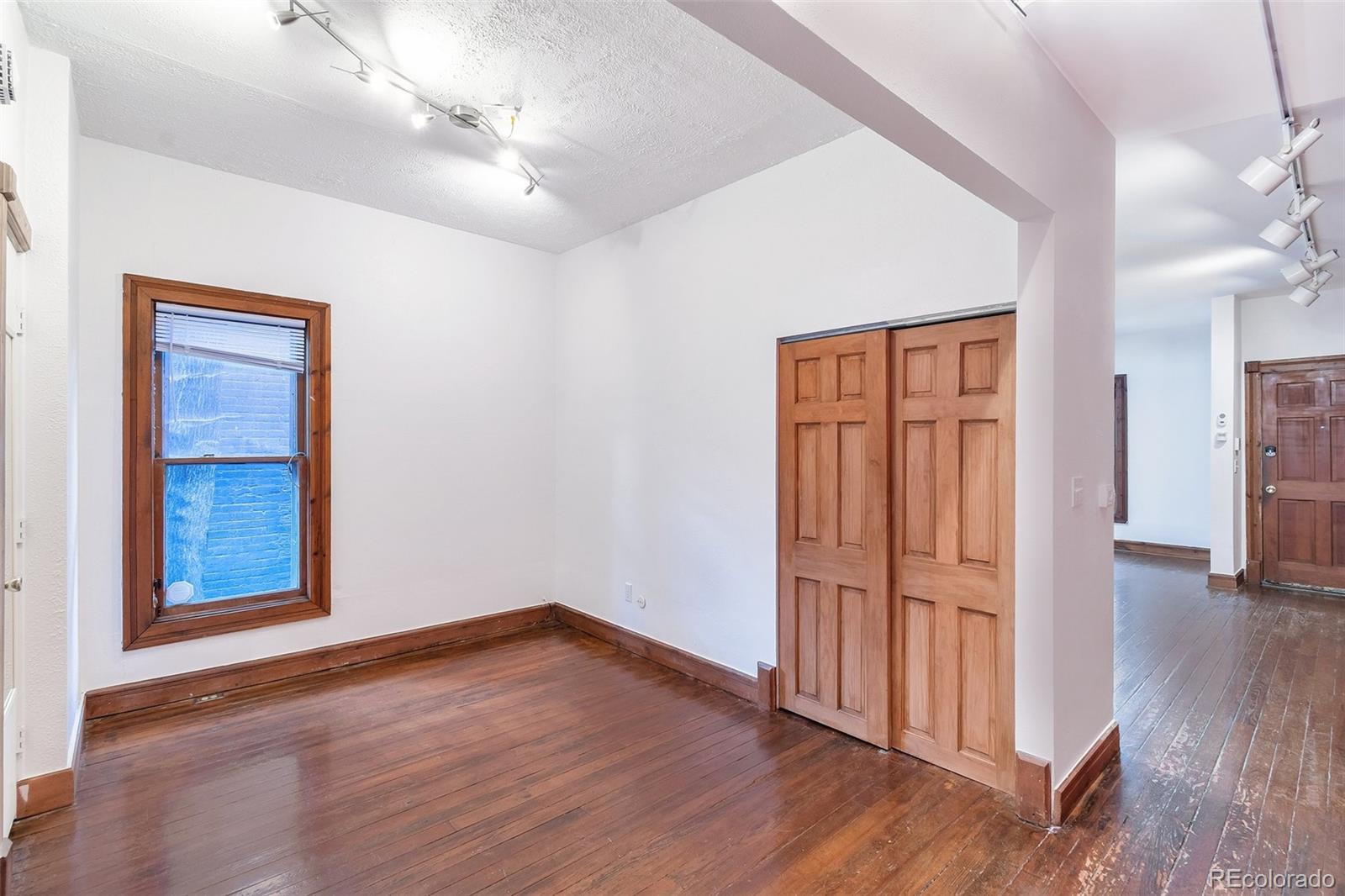 MLS Image #13 for 532 w 5th avenue,denver, Colorado