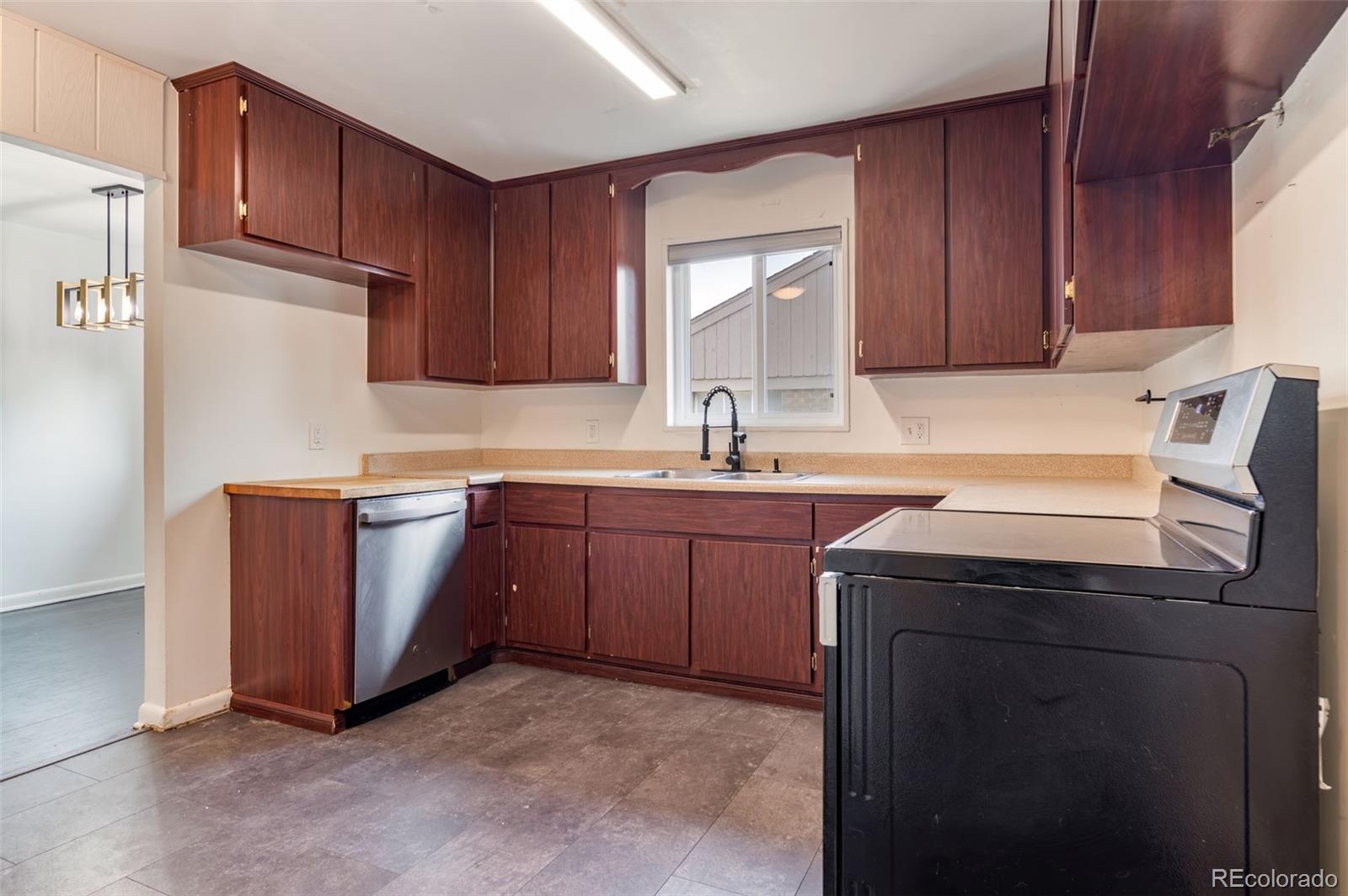 MLS Image #11 for 7703  raritan street,denver, Colorado