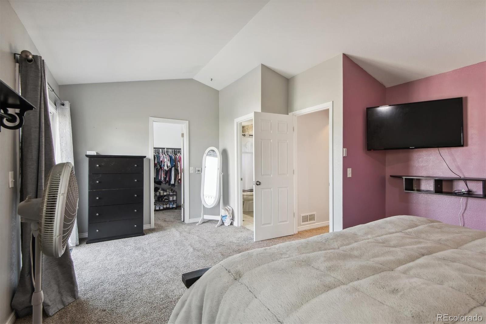 MLS Image #11 for 20921 e 45th avenue,denver, Colorado