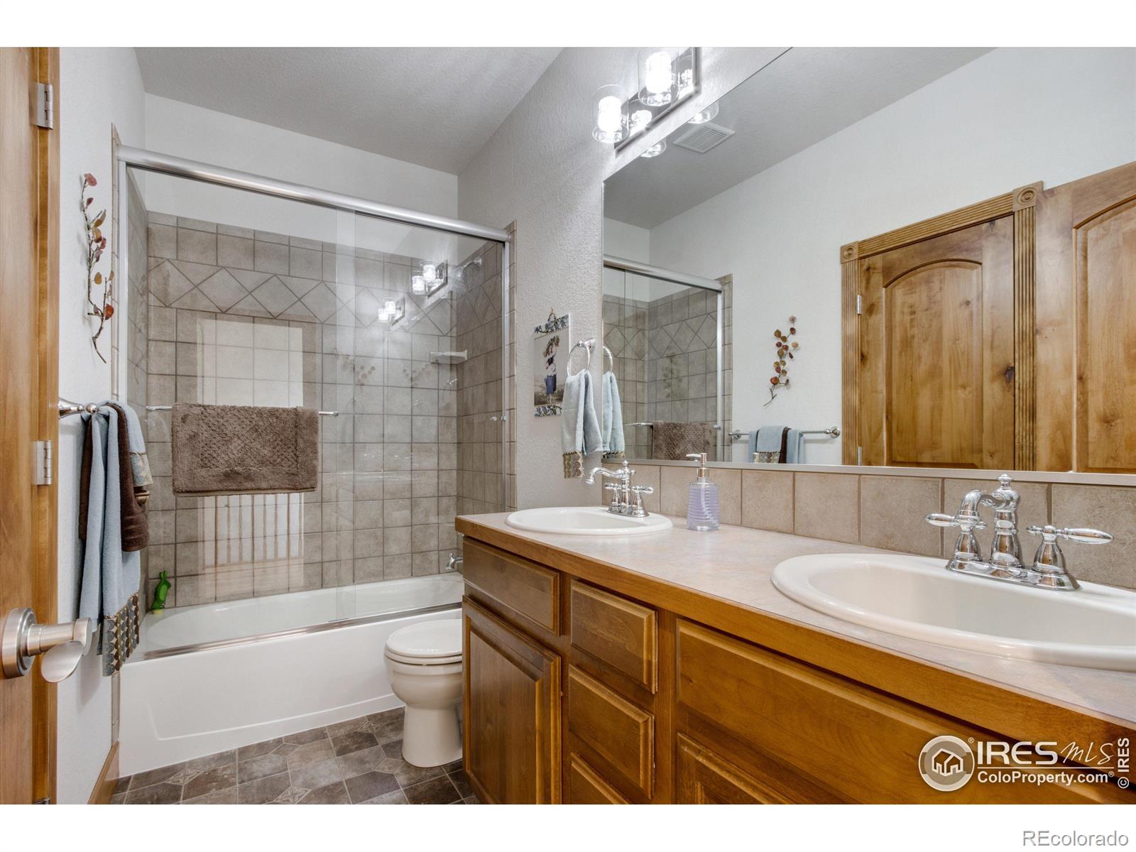 MLS Image #24 for 18628  hill lake drive,johnstown, Colorado