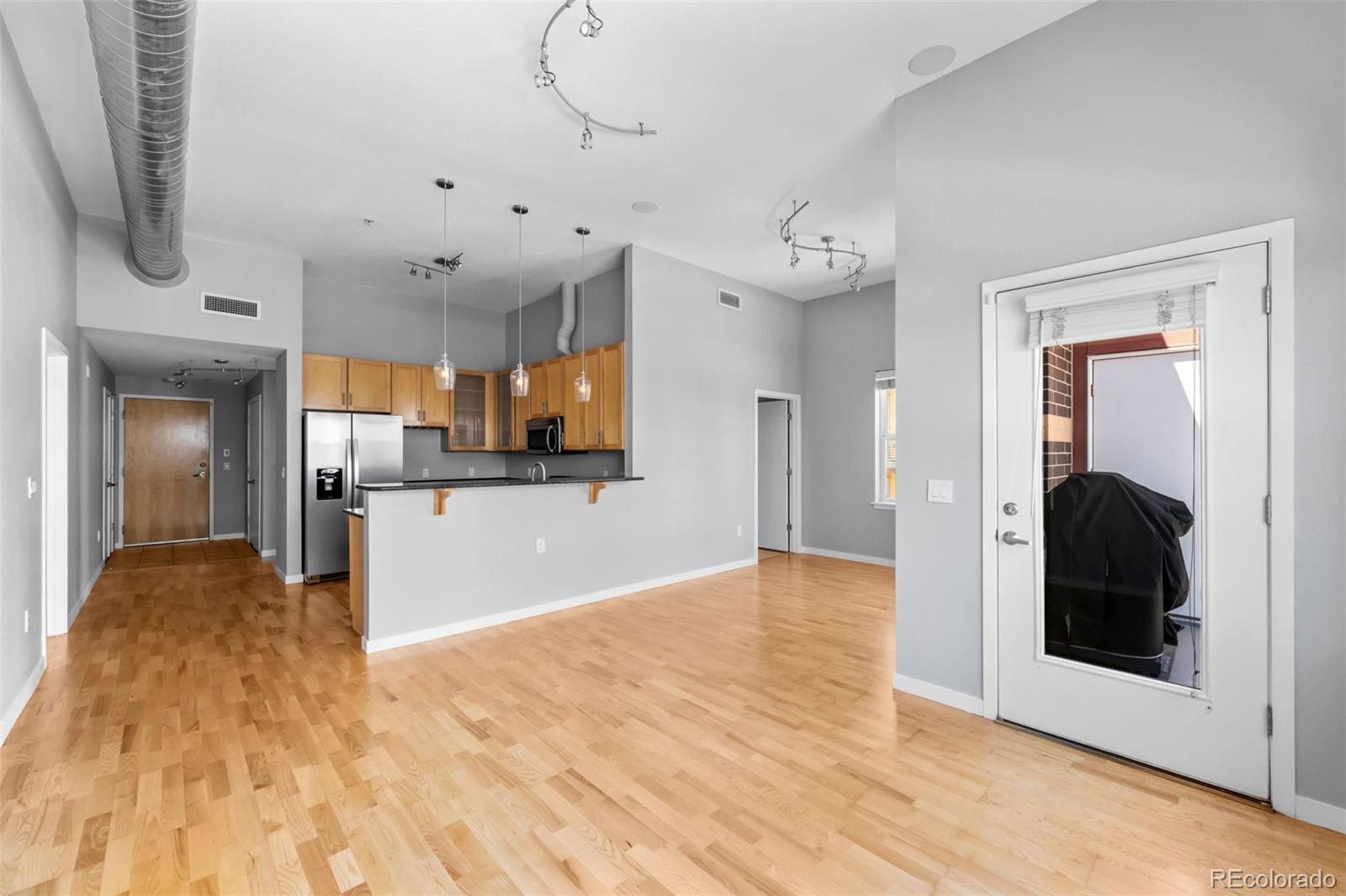 MLS Image #13 for 1555  central street,denver, Colorado