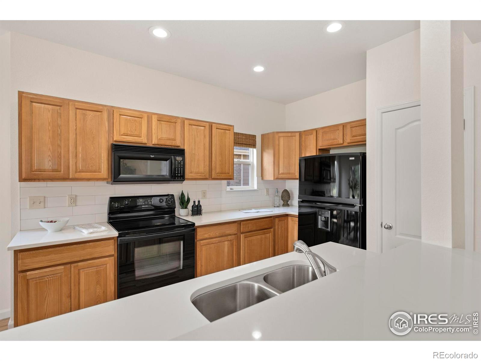 MLS Image #10 for 702  cairnes drive,fort collins, Colorado