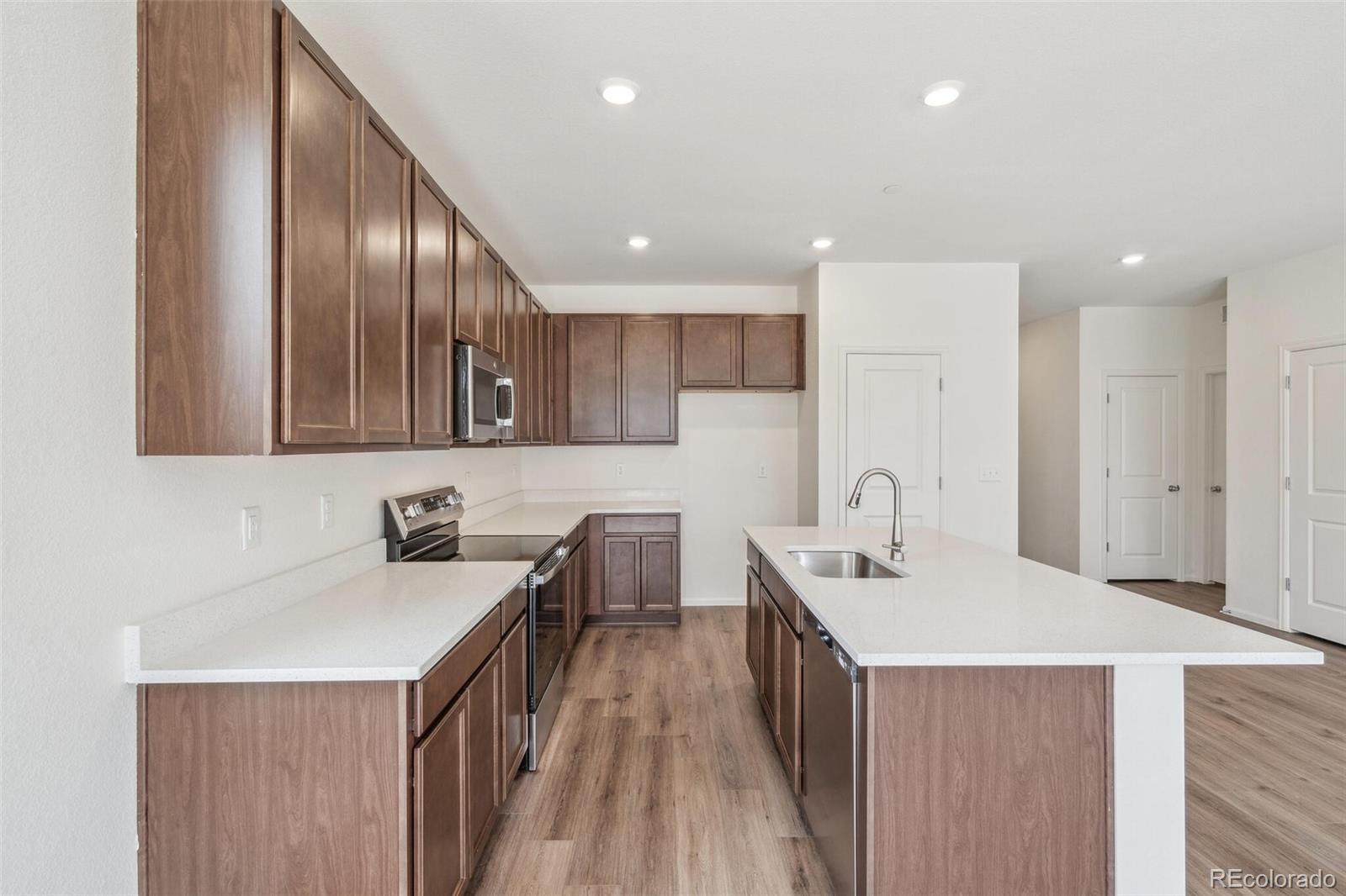 MLS Image #15 for 13392 e 110th way,commerce city, Colorado