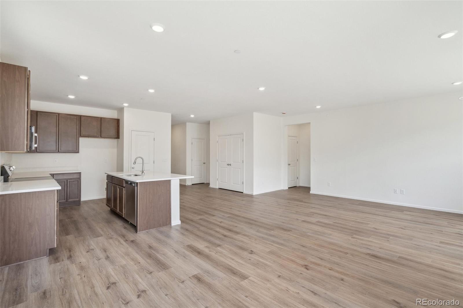 MLS Image #4 for 13392 e 110th way,commerce city, Colorado