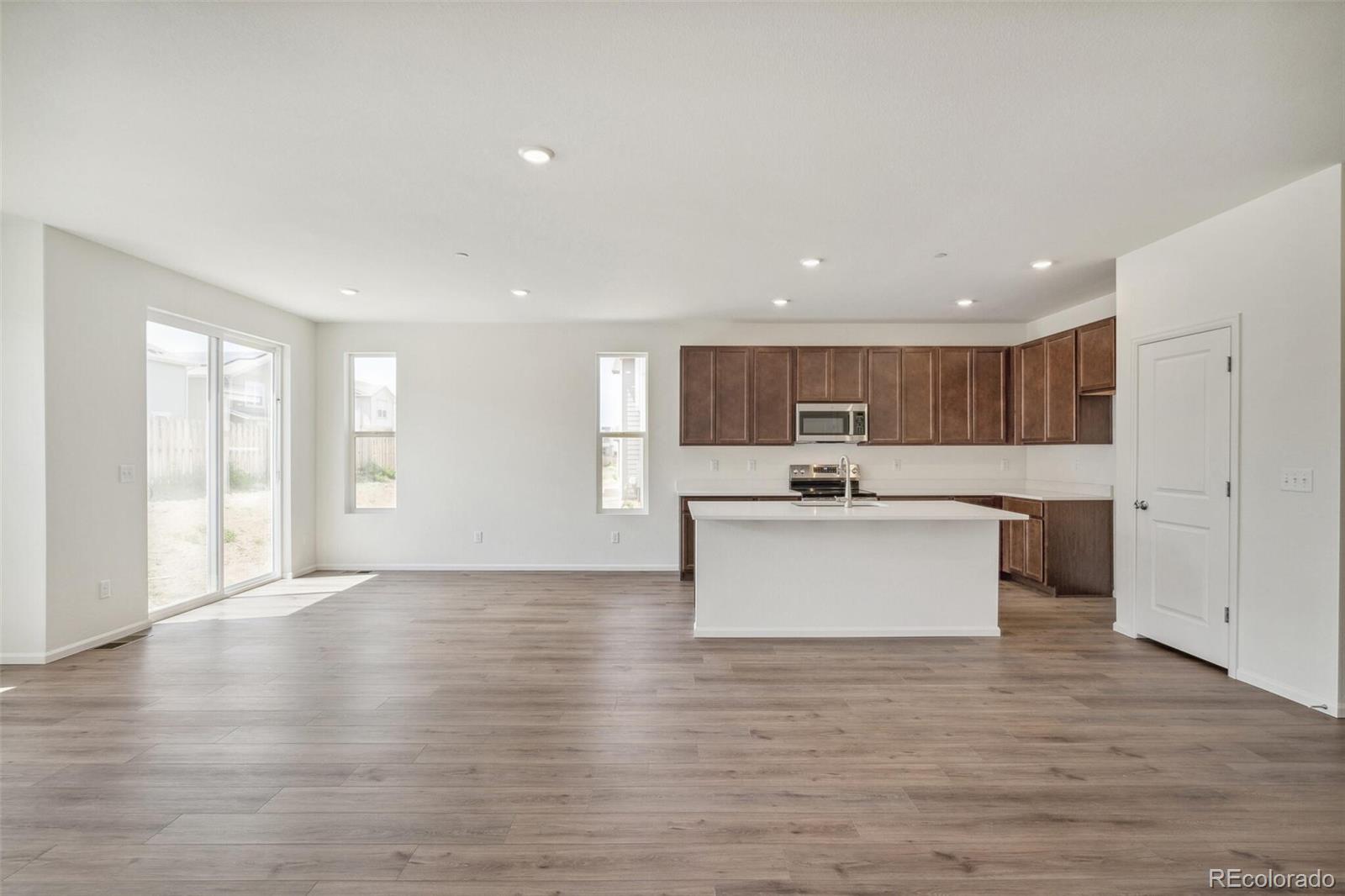 MLS Image #7 for 13392 e 110th way,commerce city, Colorado