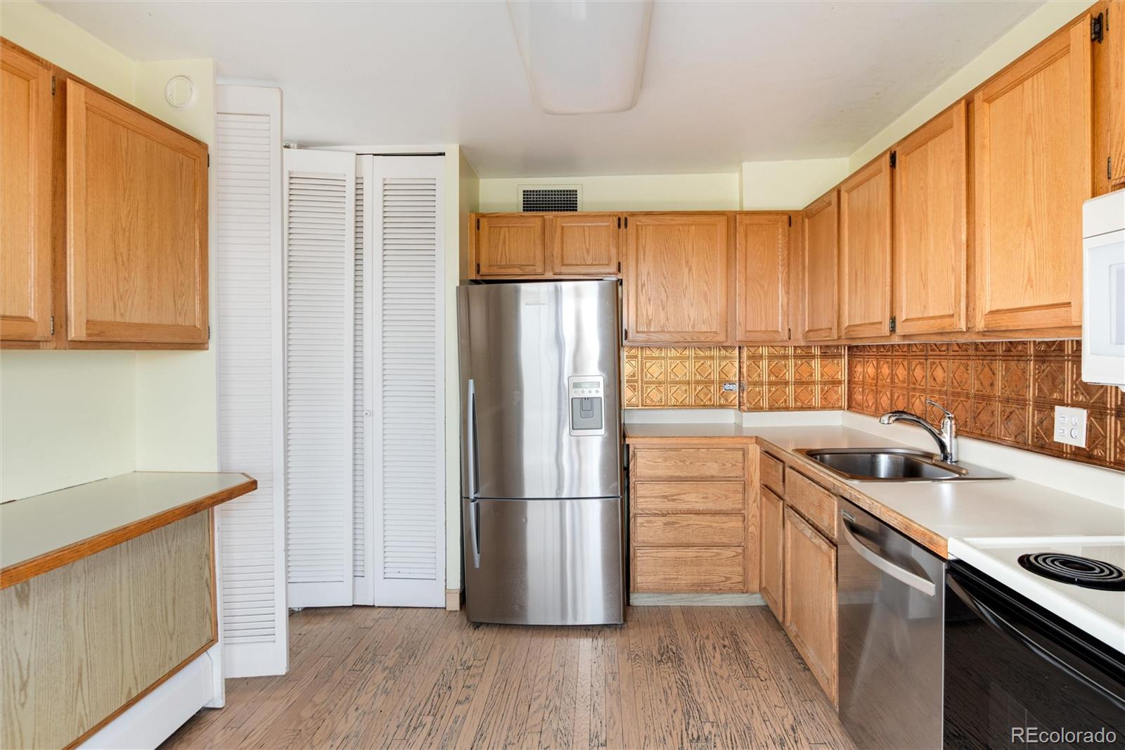 MLS Image #18 for 1200 n humboldt street,denver, Colorado