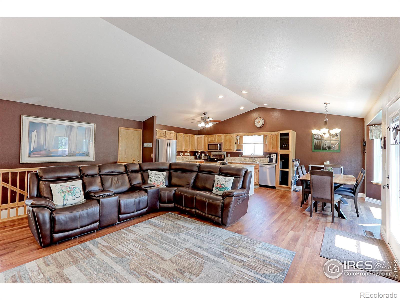 MLS Image #5 for 1123  country acres drive,johnstown, Colorado