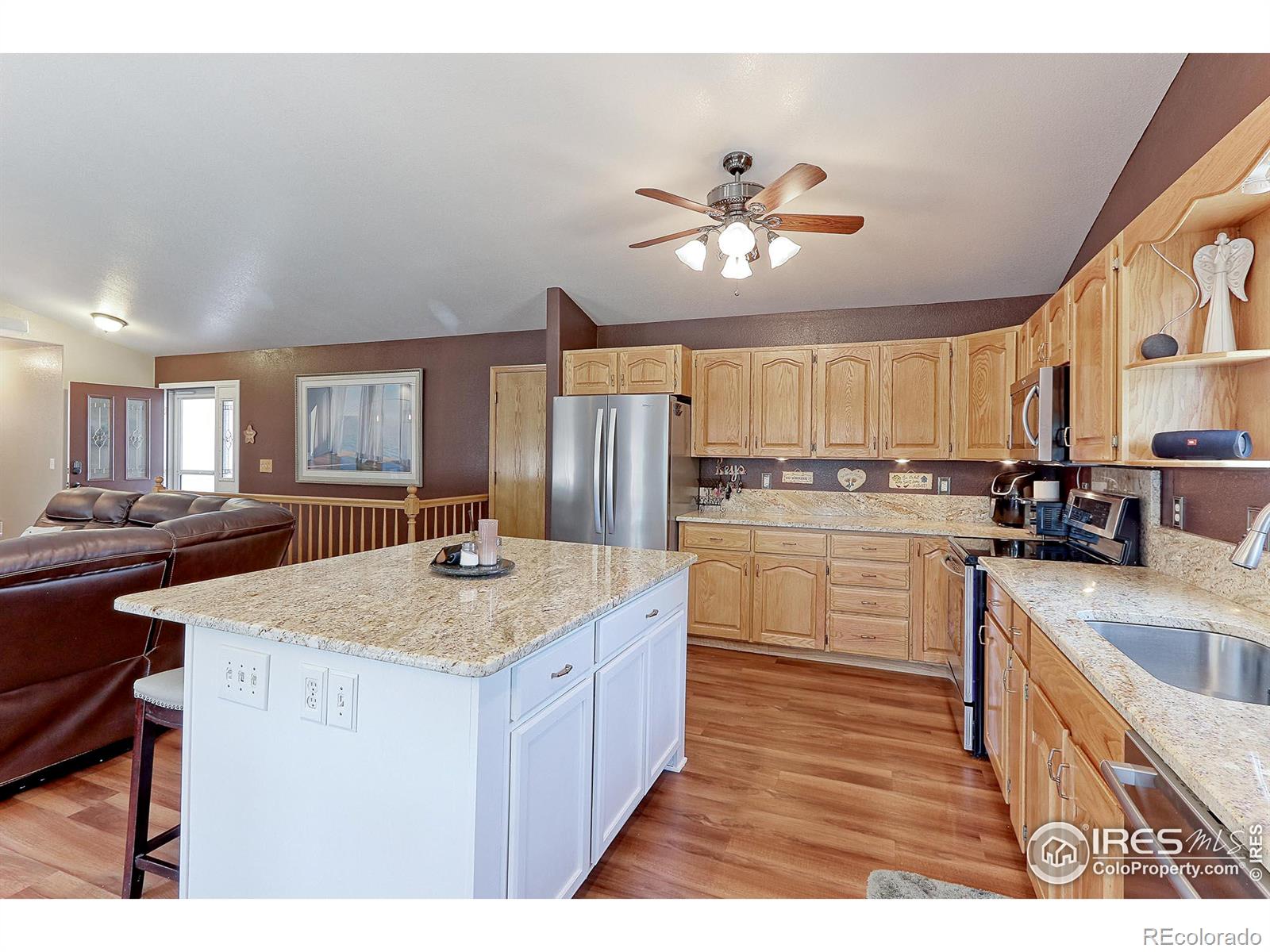 MLS Image #9 for 1123  country acres drive,johnstown, Colorado