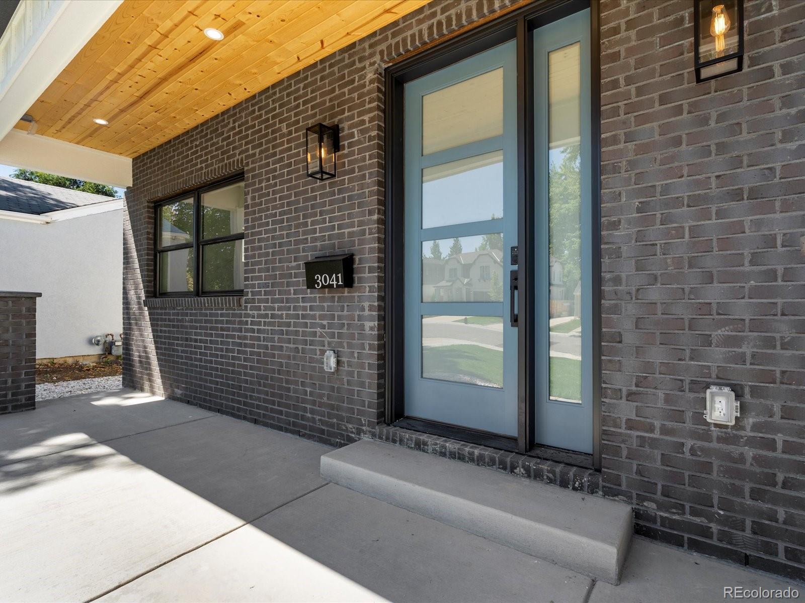 MLS Image #3 for 3041 s bellaire street,denver, Colorado