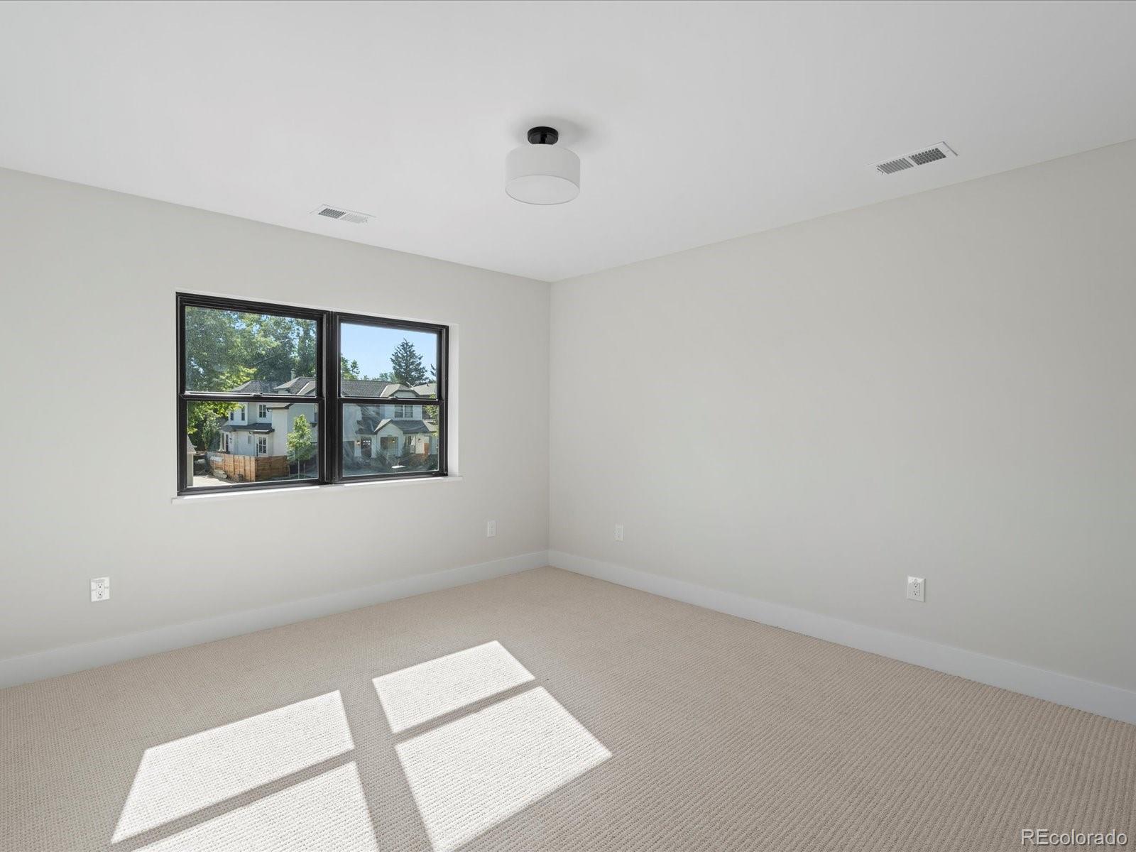 MLS Image #31 for 3041 s bellaire street,denver, Colorado