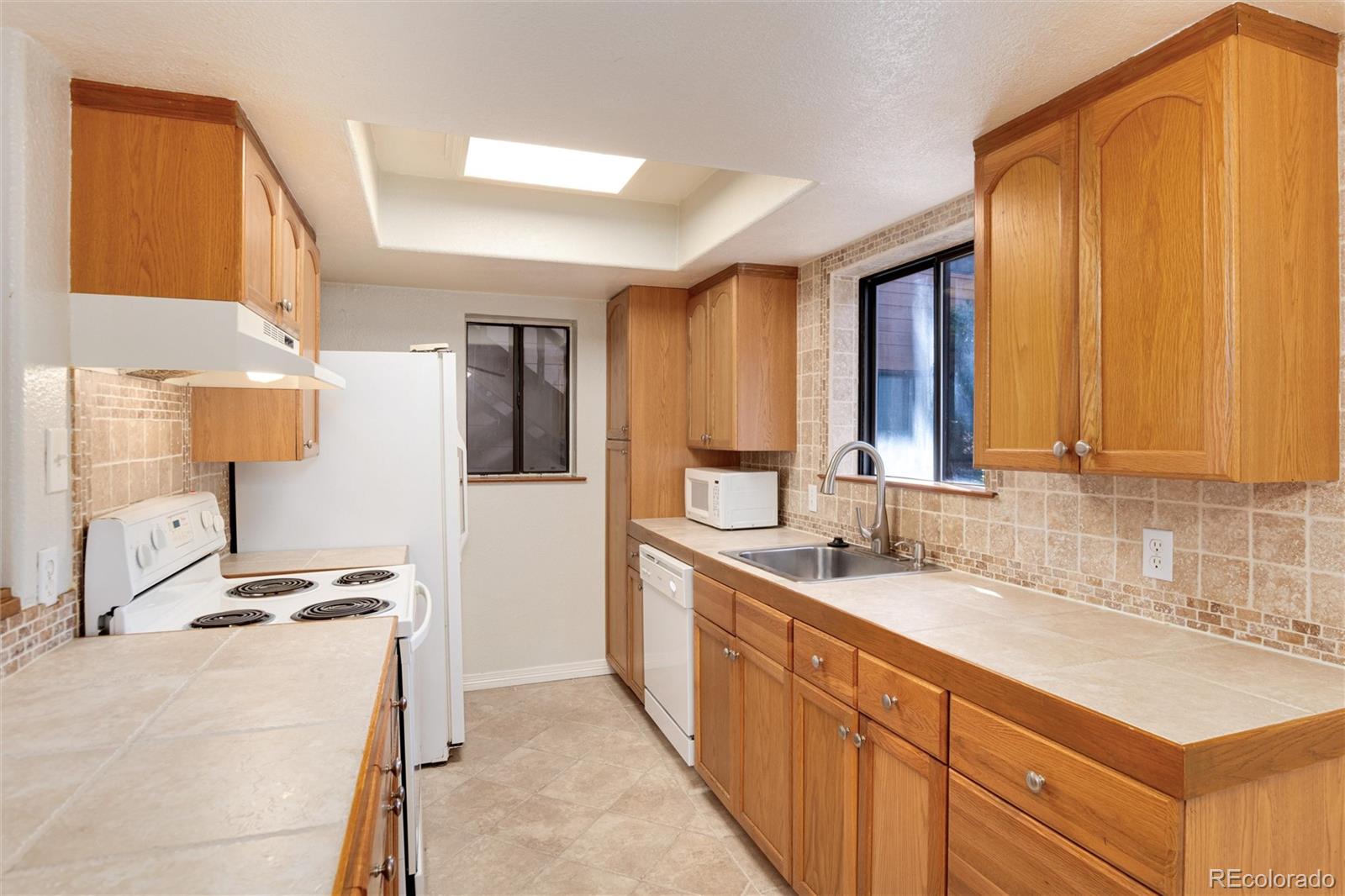 MLS Image #20 for 4661 s decatur street 102,englewood, Colorado