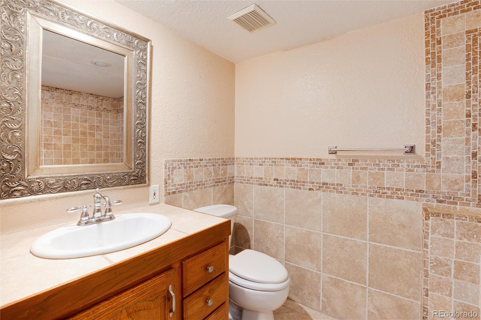 MLS Image #26 for 4661 s decatur street 102,englewood, Colorado