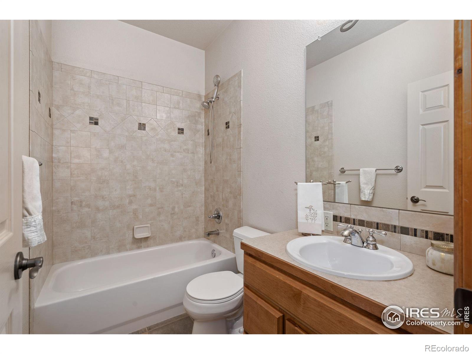 MLS Image #23 for 1089  norway maple drive,loveland, Colorado