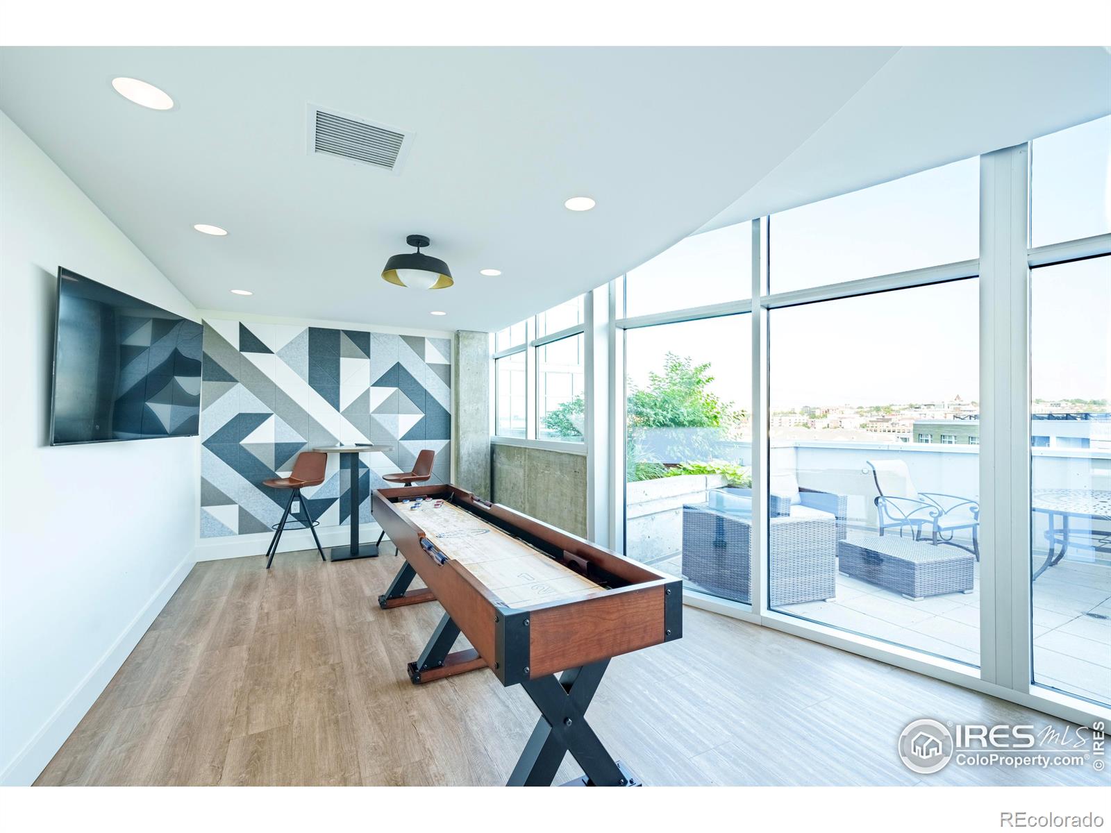 MLS Image #16 for 1700  bassett street,denver, Colorado