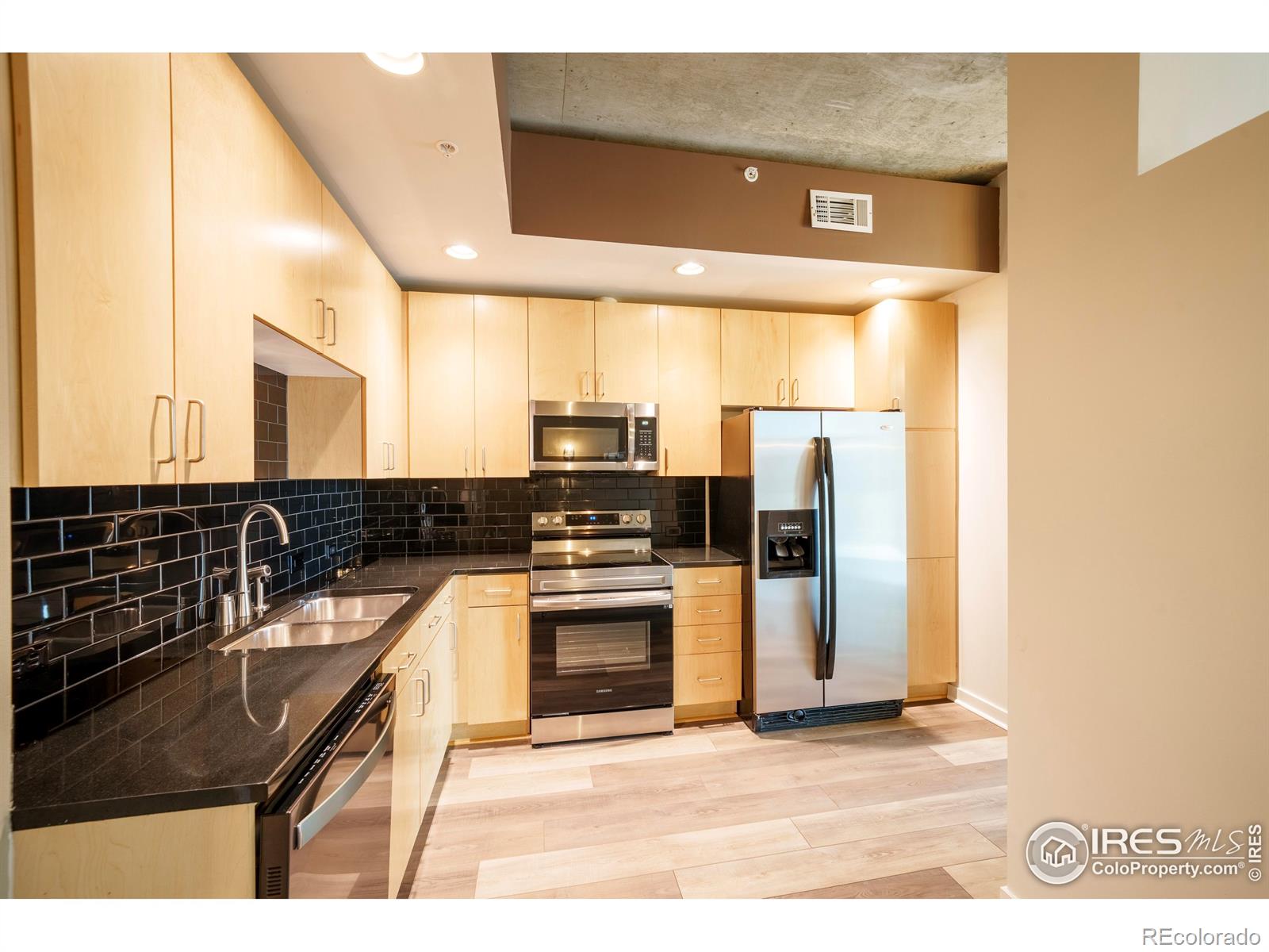 MLS Image #27 for 1700  bassett street,denver, Colorado