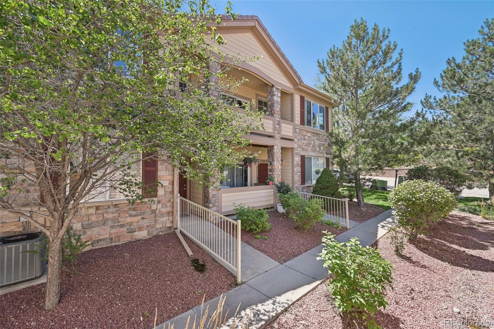 MLS Image #3 for 7160 s wenatchee way,aurora, Colorado