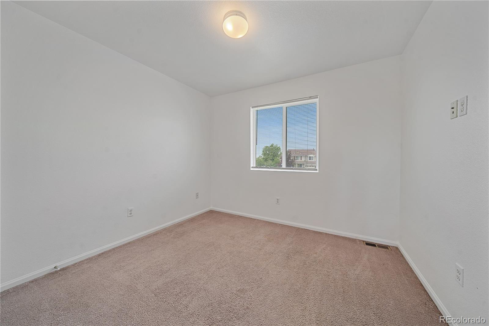 MLS Image #21 for 5561  killarney street,denver, Colorado