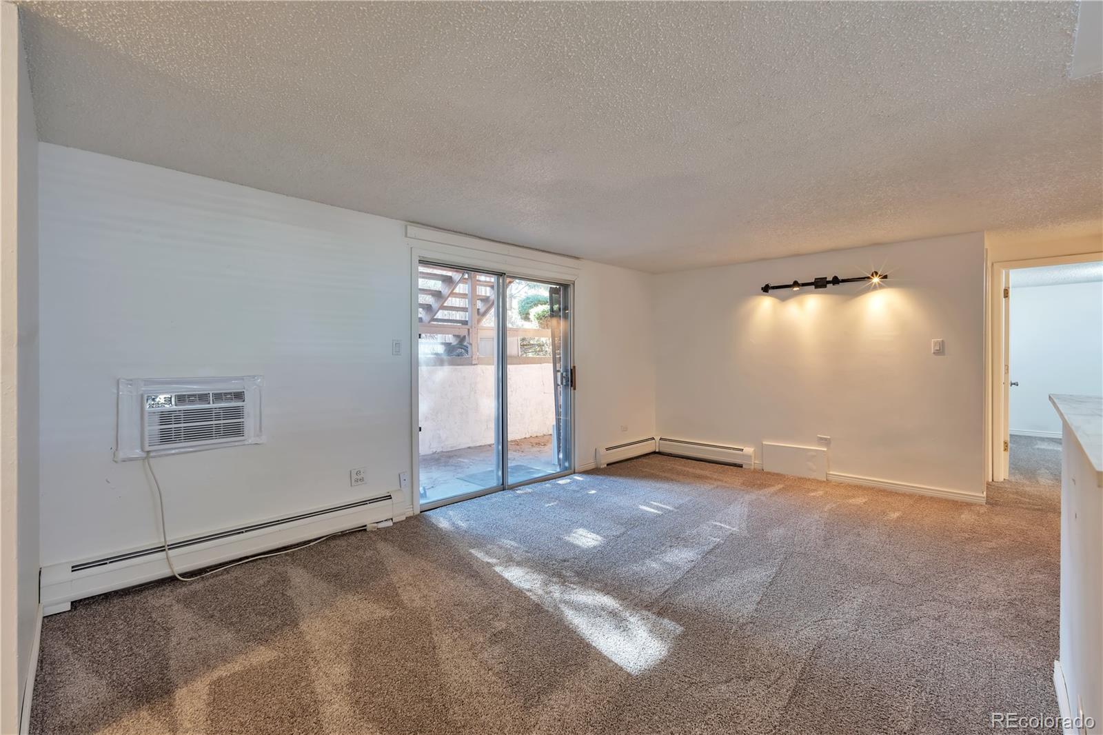 MLS Image #4 for 1525 s holly street,denver, Colorado