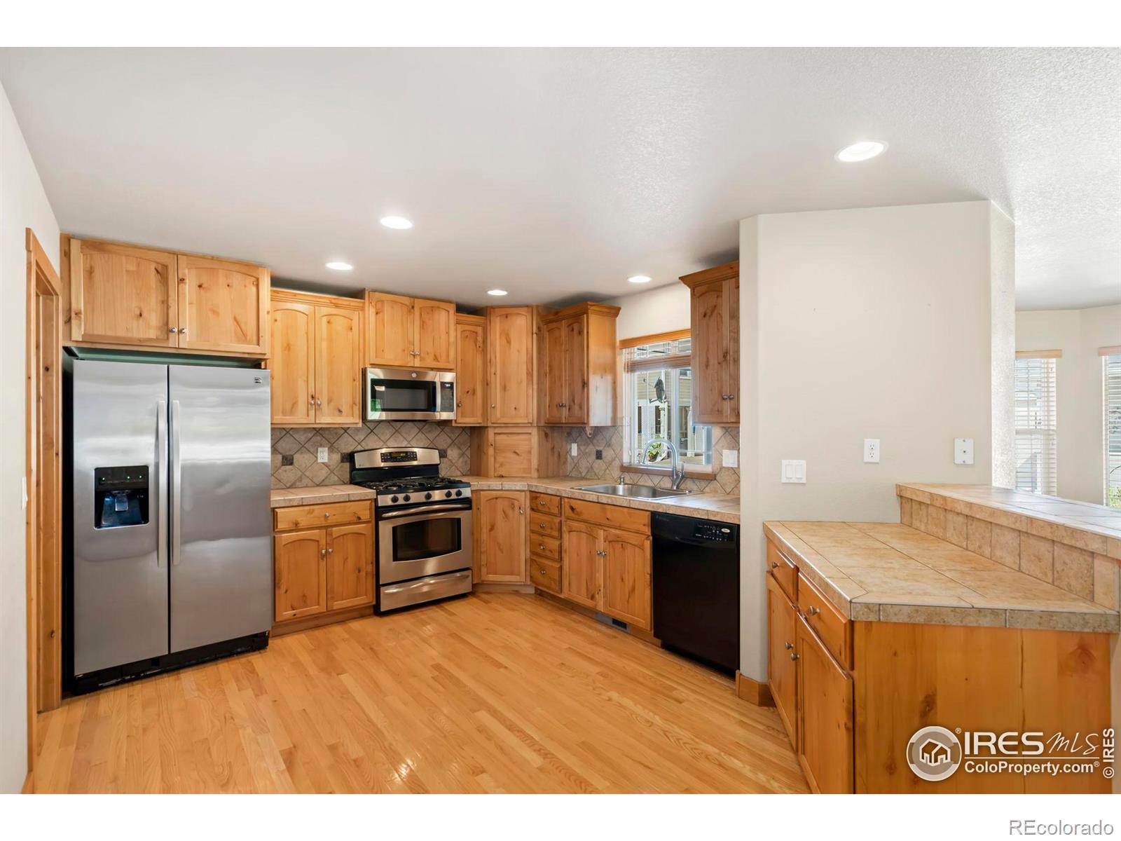 MLS Image #8 for 648  callisto drive,loveland, Colorado