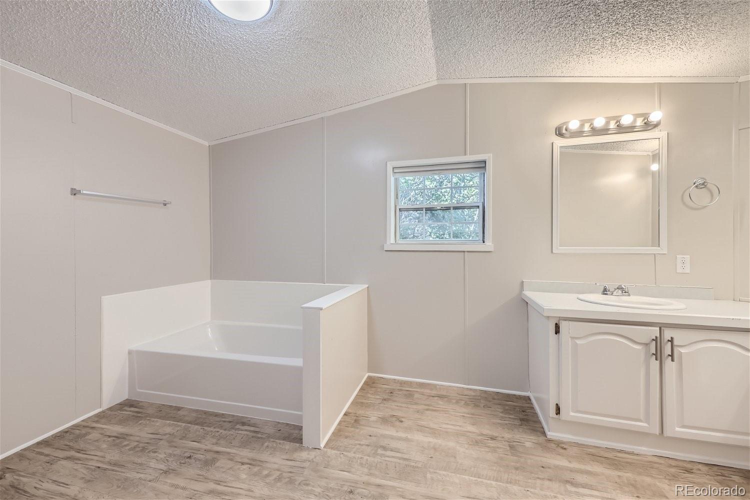 MLS Image #14 for 8432  cook way,denver, Colorado