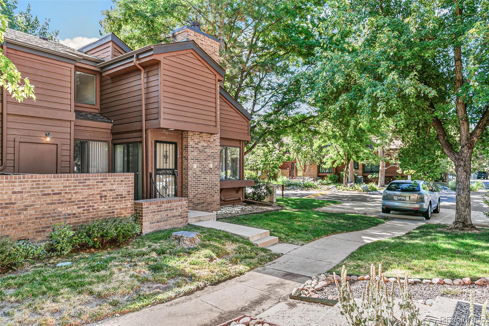 MLS Image #2 for 2685 s dayton way,denver, Colorado