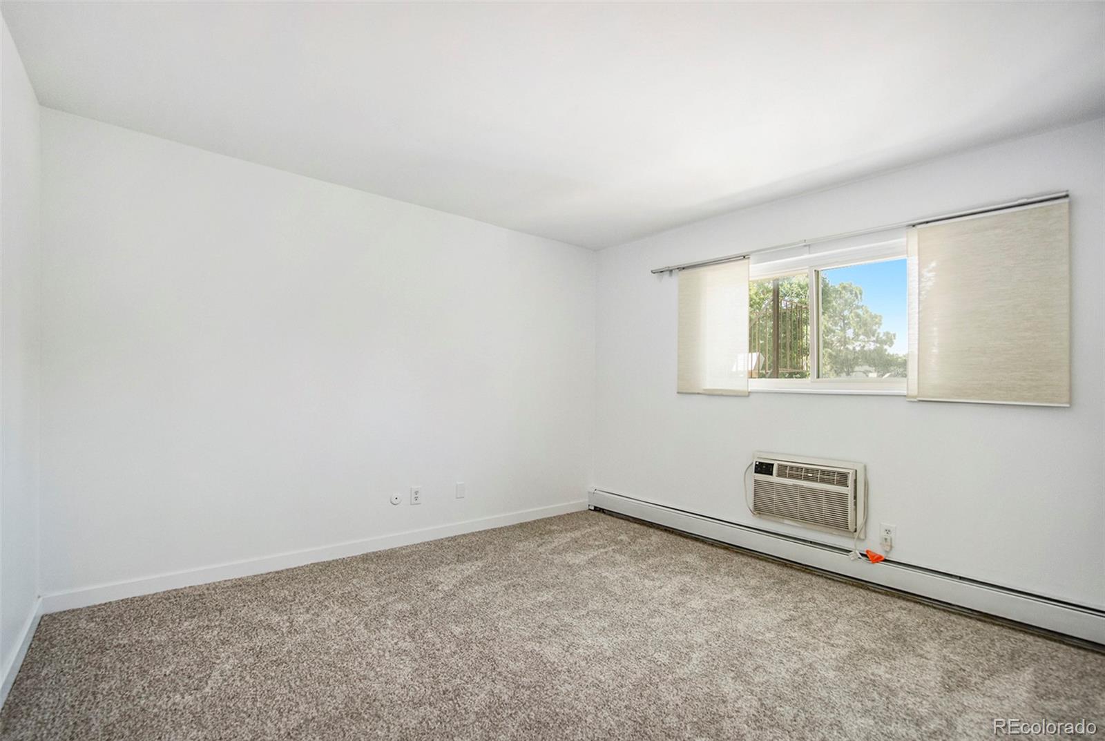 MLS Image #22 for 3465 s poplar street,denver, Colorado