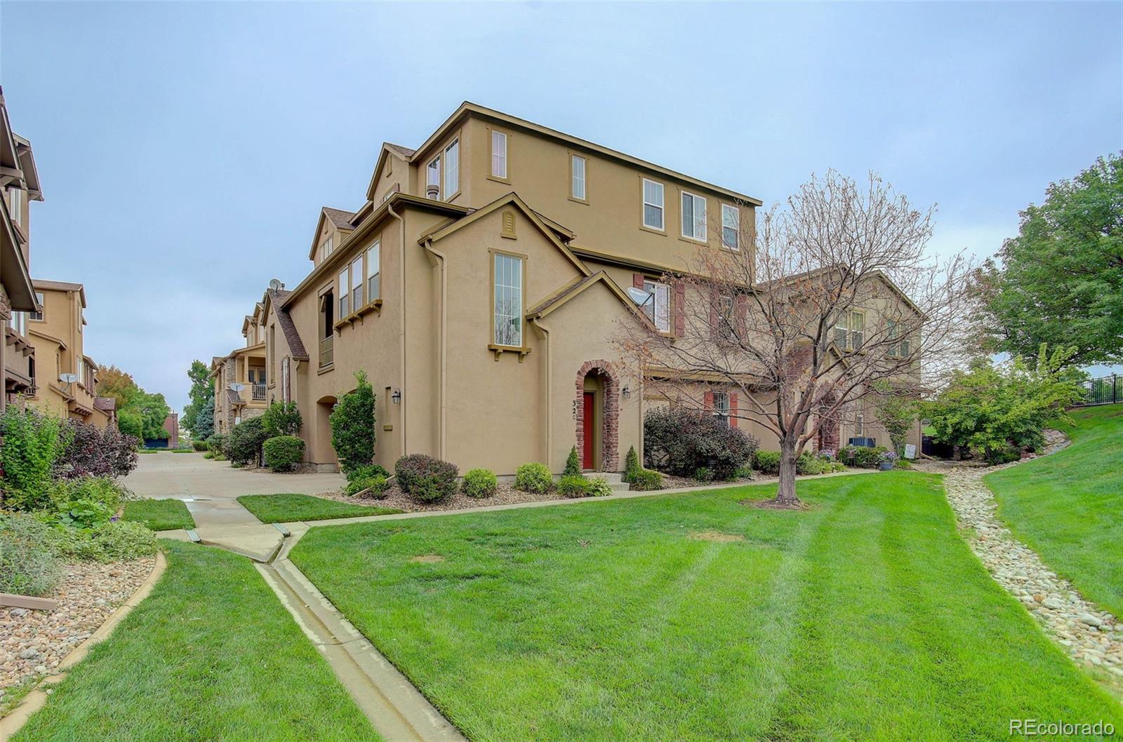 MLS Image #3 for 10570  parkington lane 32c,highlands ranch, Colorado