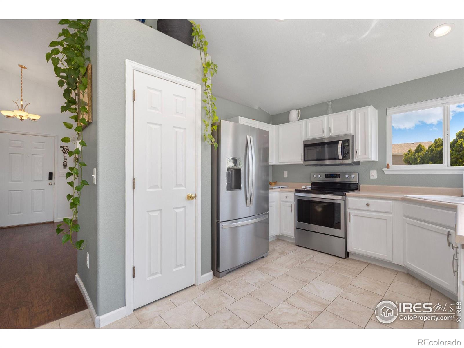 MLS Image #6 for 4080  georgetown drive,loveland, Colorado