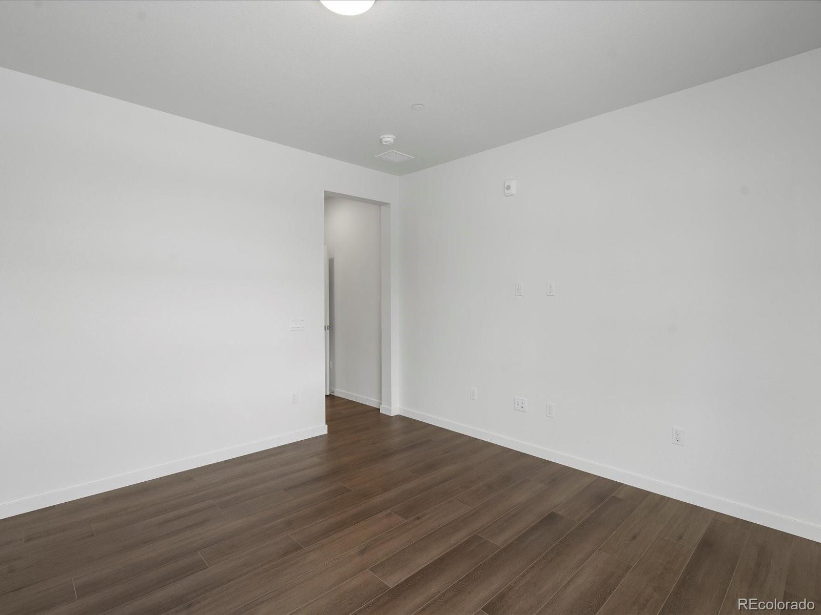 MLS Image #24 for 6153 n ceylon street,denver, Colorado