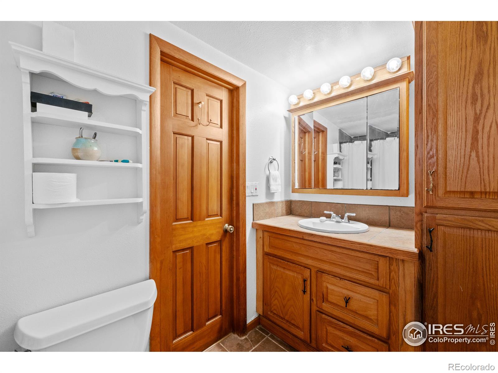 MLS Image #13 for 14295  county road 2 ,brighton, Colorado