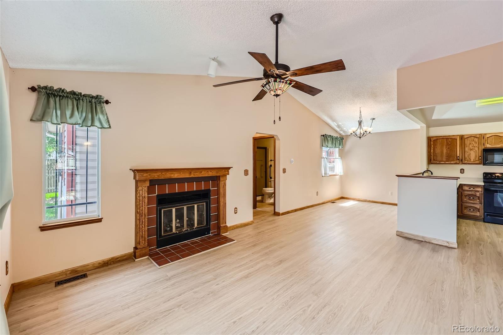 MLS Image #2 for 17998 e bethany place,aurora, Colorado