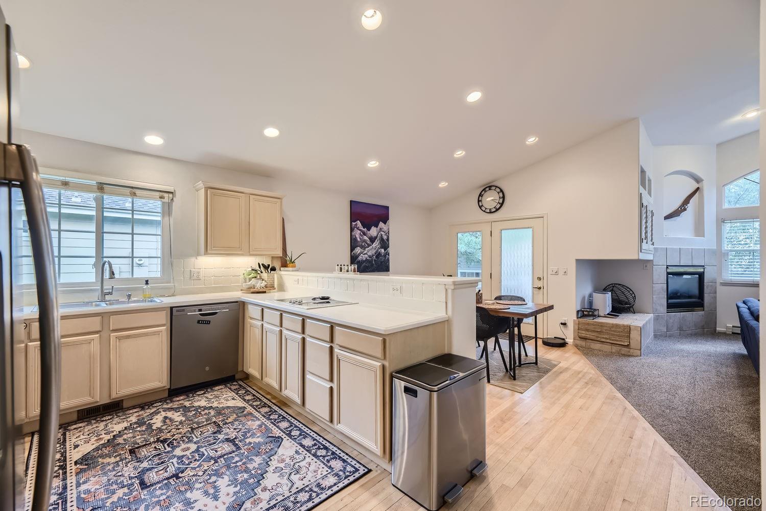 MLS Image #8 for 1851 s marshall circle,lakewood, Colorado