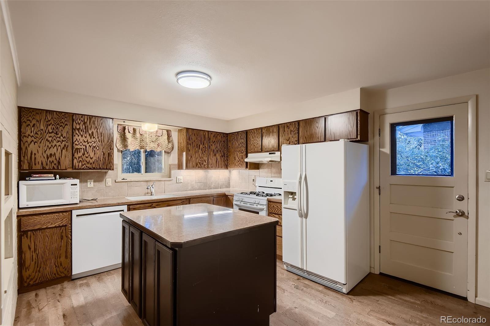 MLS Image #5 for 7085  dover way,arvada, Colorado