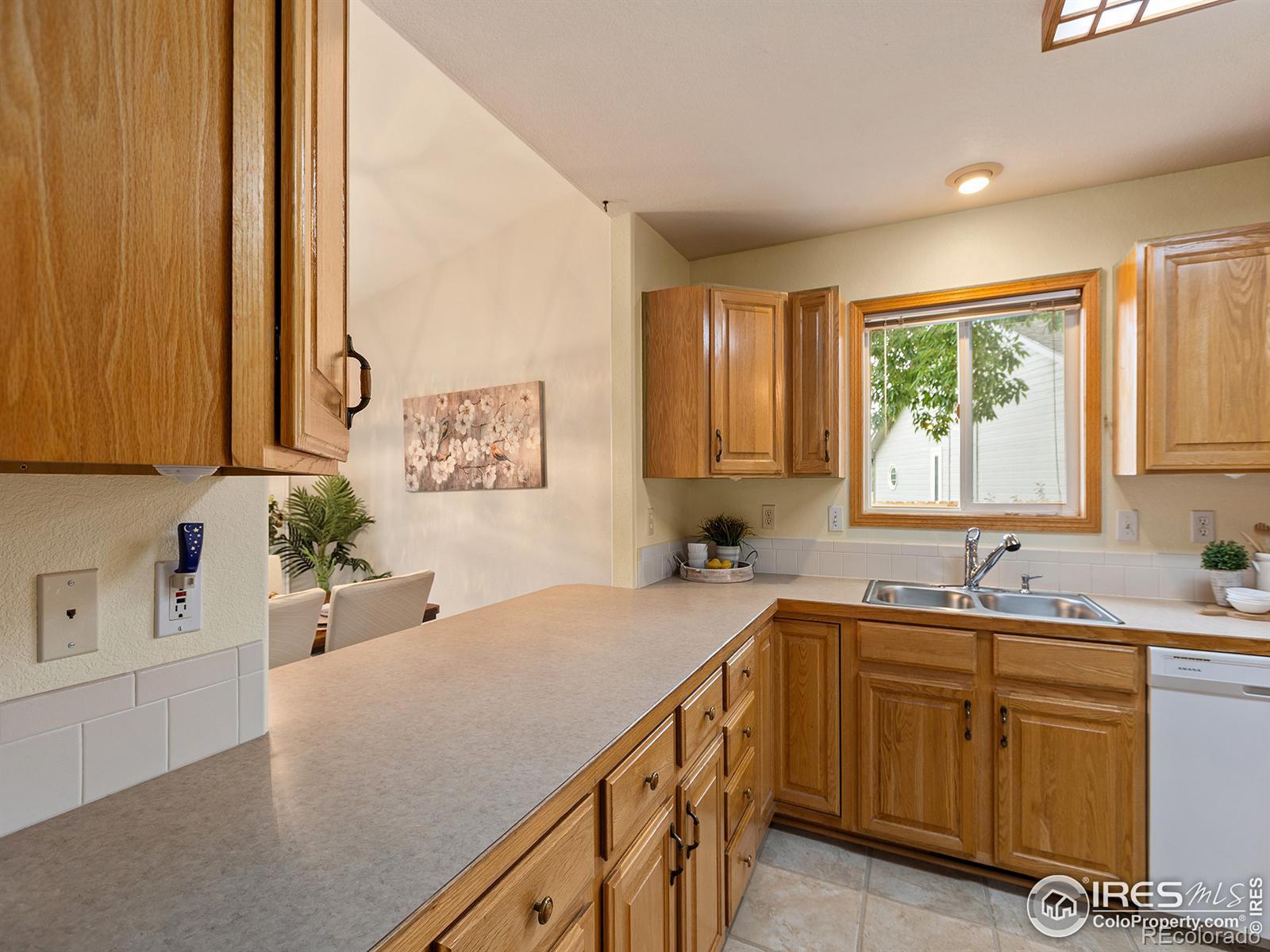 MLS Image #11 for 142  morgan court,loveland, Colorado