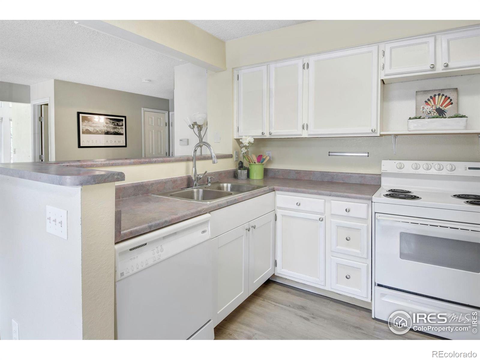 MLS Image #8 for 4837  white rock circle,boulder, Colorado