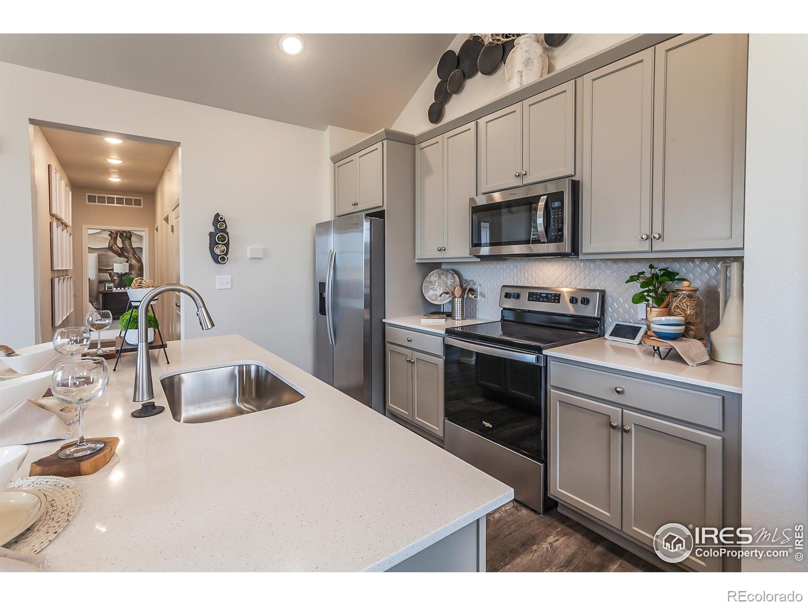 MLS Image #11 for 2120  falling leaf drive,windsor, Colorado